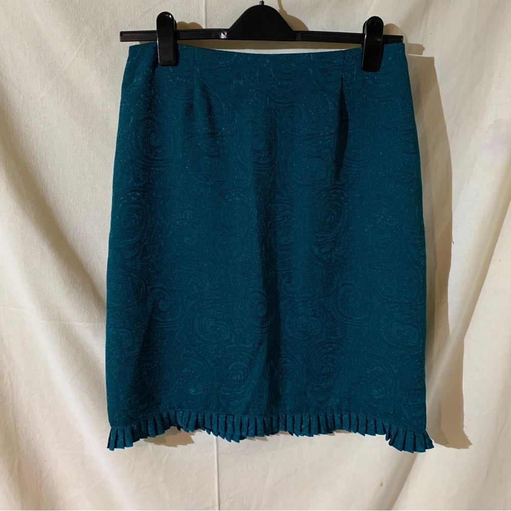 Vintage // blue embossed ruffle hem pencil skirt size 12